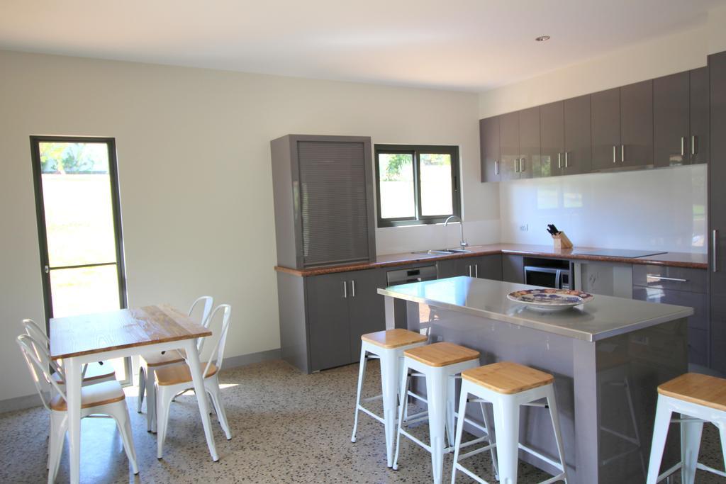 3 Bells Alpine Cottage Bright Esterno foto